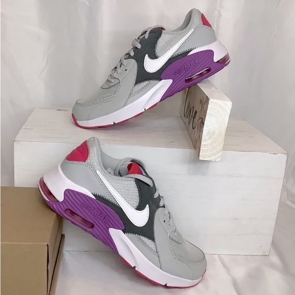 Nike Shoes - Nike Air Max Excee. NWT
